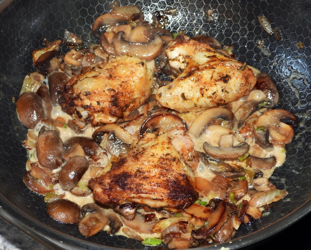 Huhnn in Champignon Rahmsauce